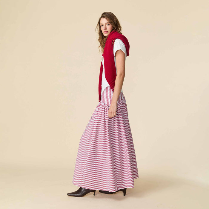 Cashmere Callie V Neck Sweater Wine