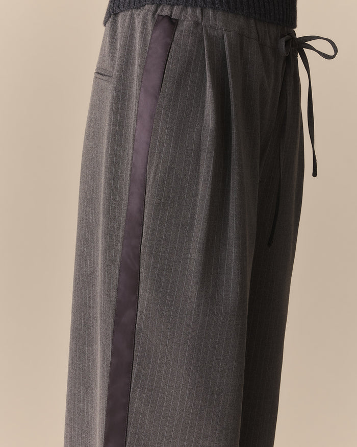Cath Pinstripe Pant Gray Gray / XL