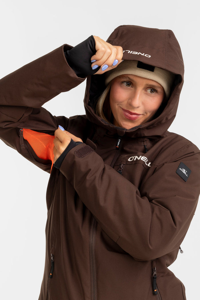 FWC Cruz Snow Jacket - Coffee Bea | O'Neill
