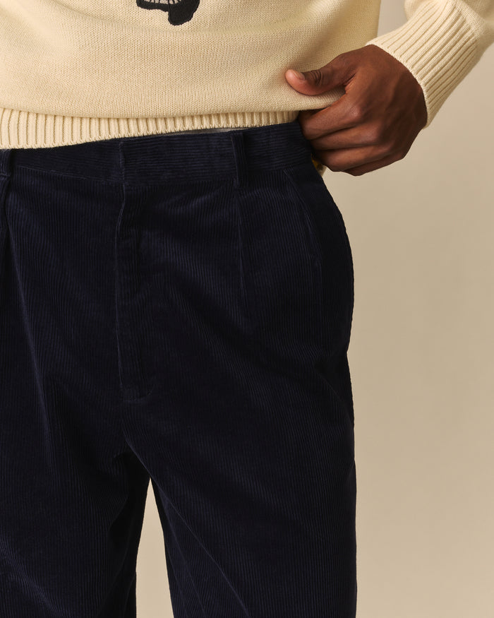 Henry Pleated Corduroy Pant Navy Navy / 38