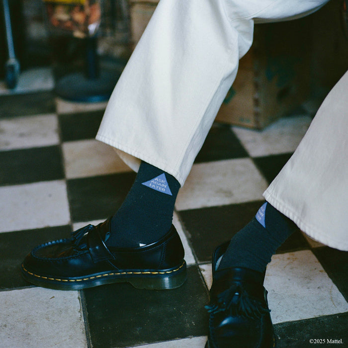Magic 8™ Fortune Socks Black