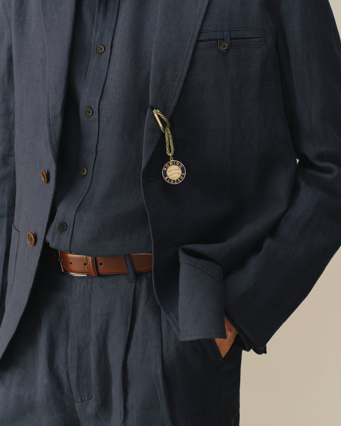 Men's Pleated Linen Tapered Pant Navy