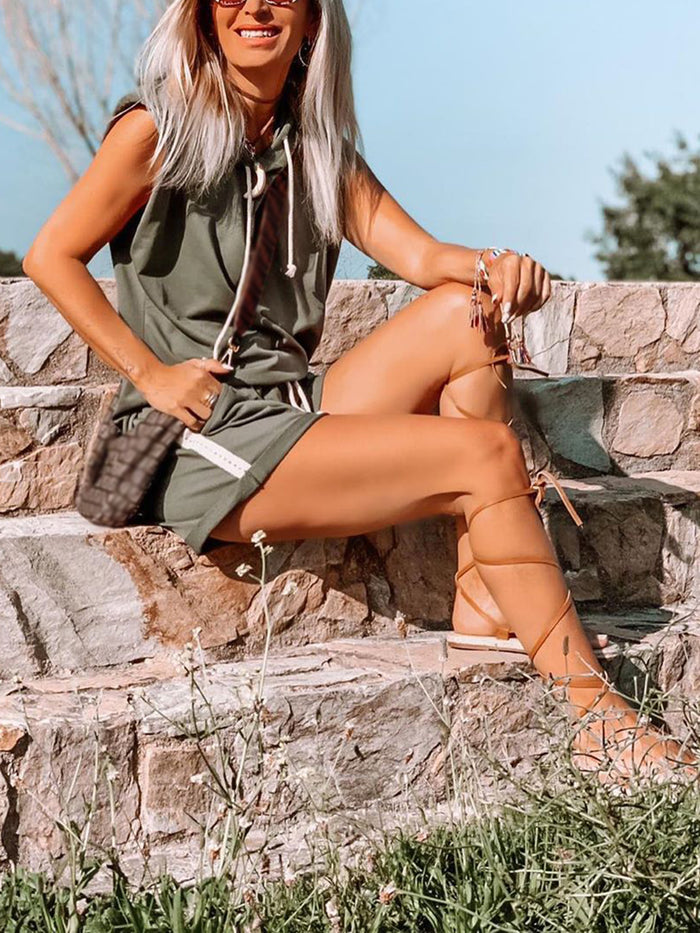Round Neck Sleeveless Solid Color Women's Suit