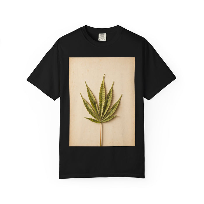 T-Shirt — Vintage Botanical Cannabis Leaf Print