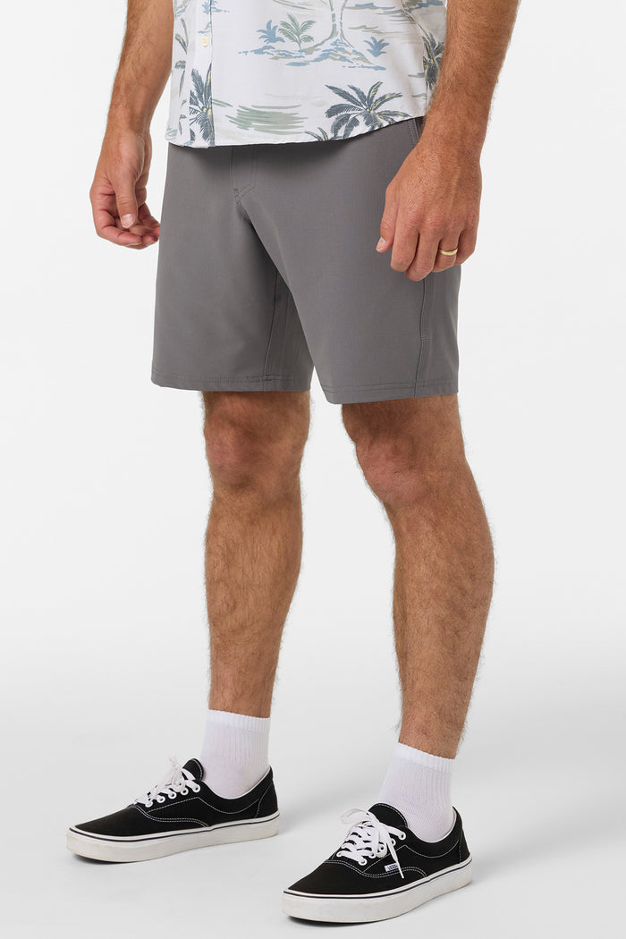 TRVLR Recon 18" Hybrid Shorts - Gargoyle | O'Neill
