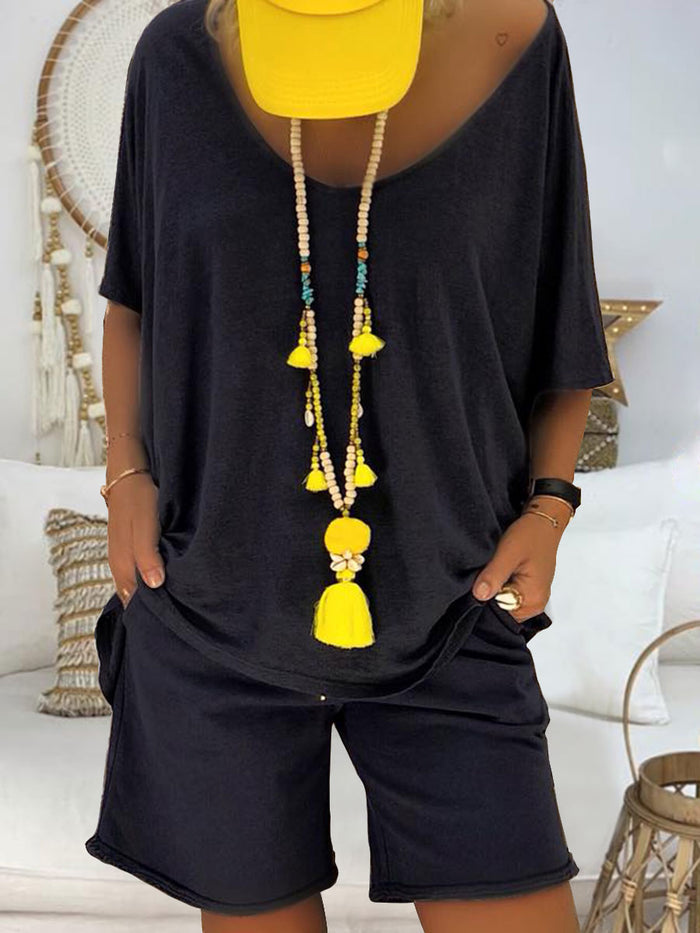 Two-piece Suit with Wings Printed on The Back of Casual Round Neck