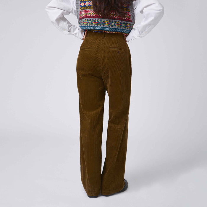 Women's Corduroy Straight Leg Pant Hunter Green