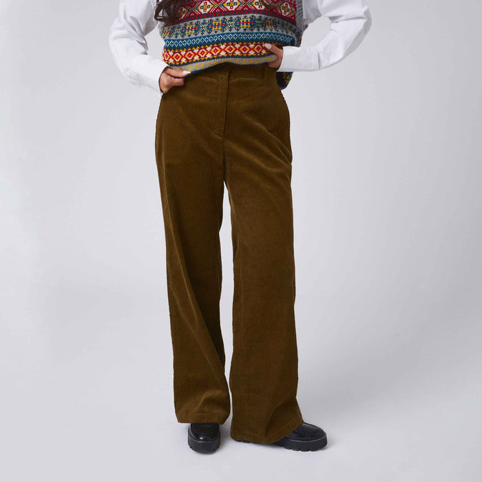 Women's Corduroy Straight Leg Pant Hunter Green