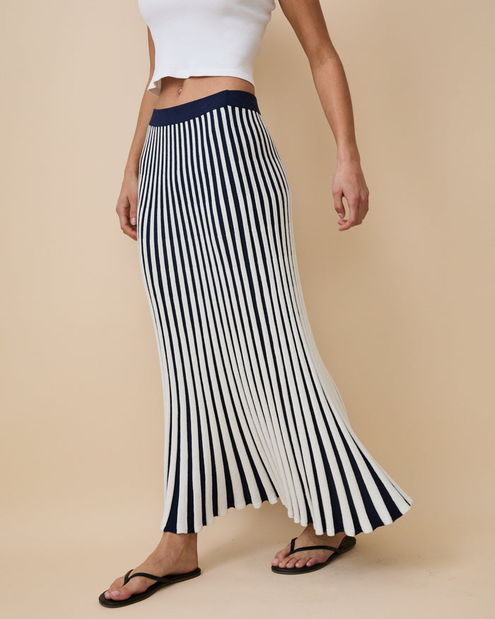 Women's Cotton Knit Pleated Skirt Blue White Stripe