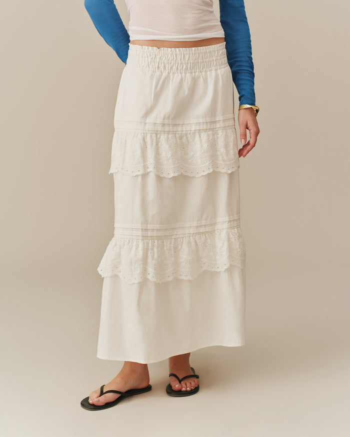 Women's Eyelet Tiered Skirt White