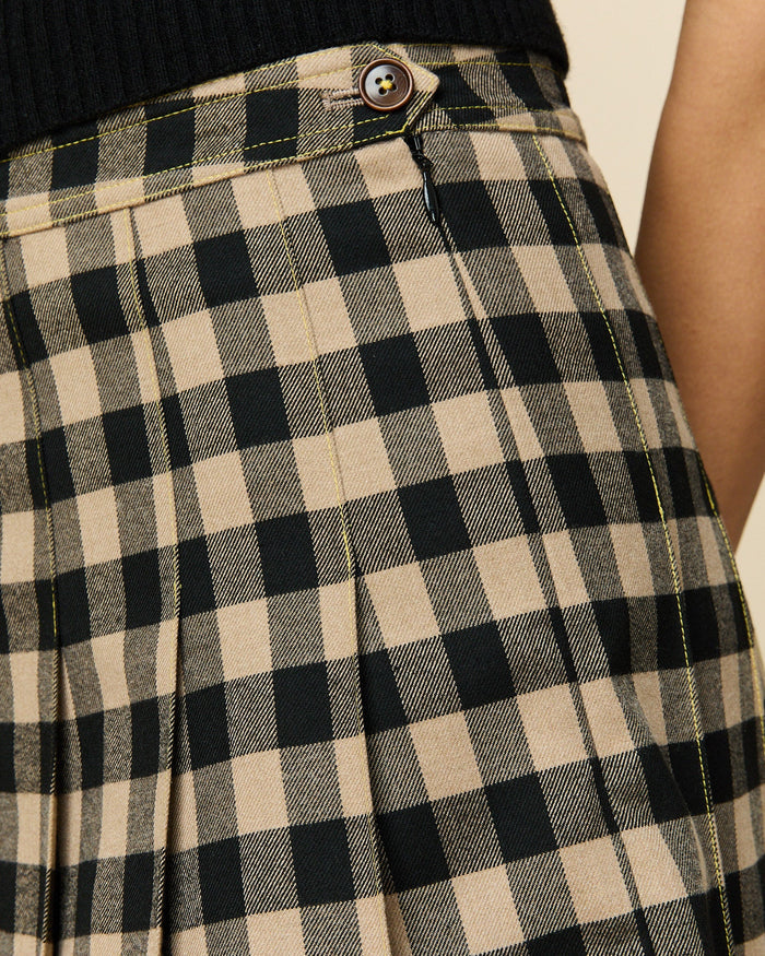 Women's Pleated Check Skirt Brown Black Check