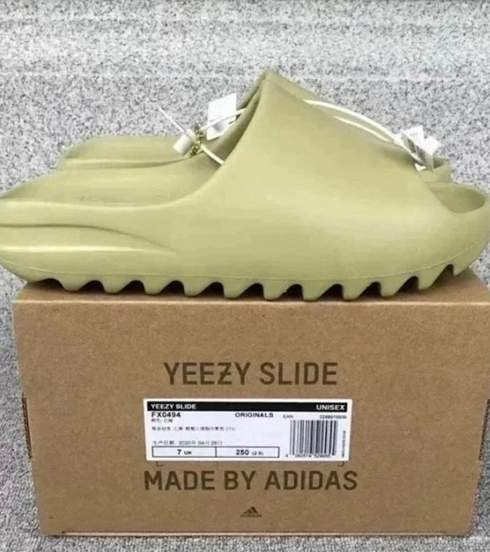 YEEZY SLIDES