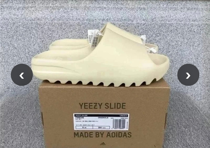 YEEZY SLIDES